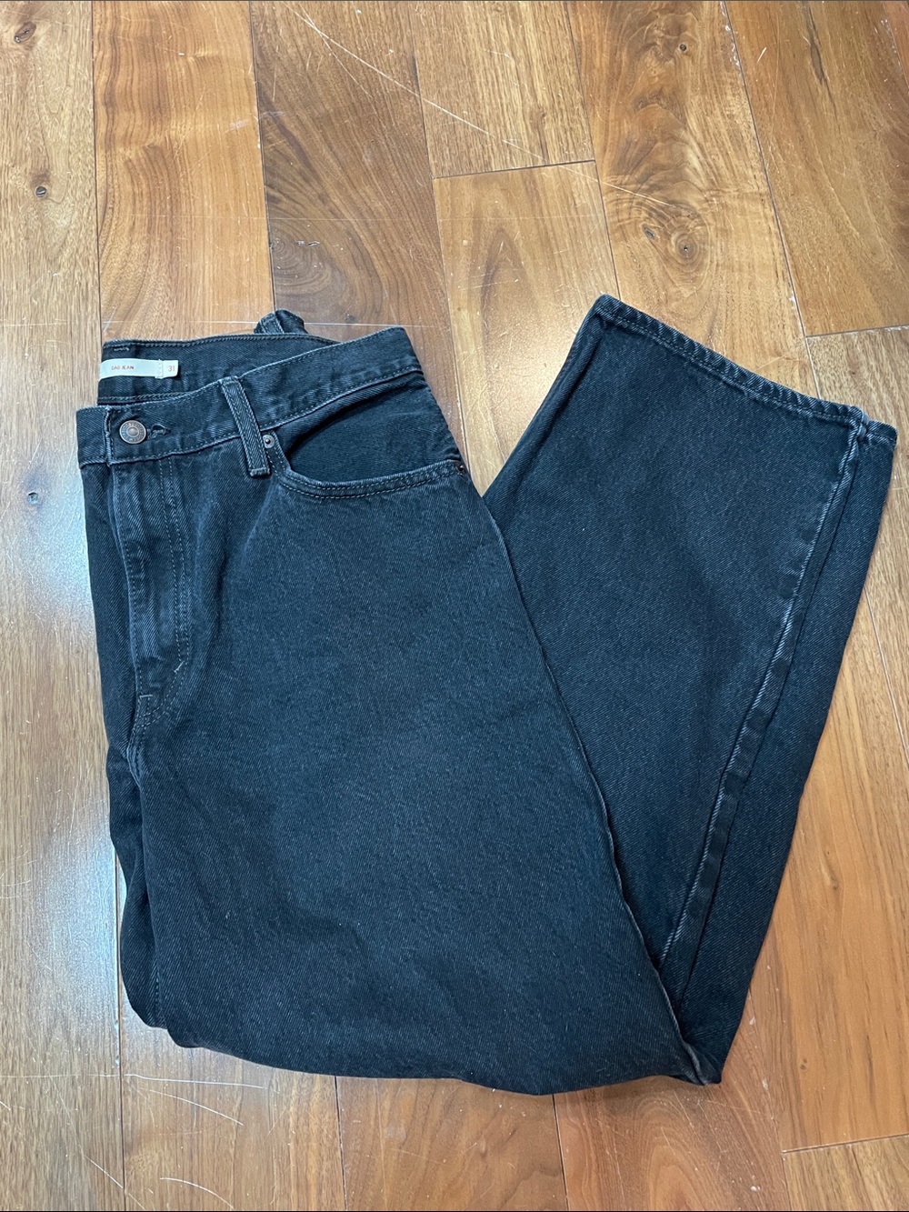 Women’s Levi’s Dad Jean washed black size 31 EUC - Picture 4 of 8